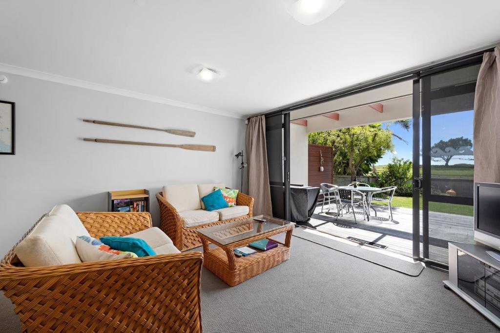 The Sandcastle - Papamoa Holiday Apartment Kültér fotó